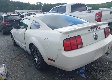 2009 Ford Mustang V6/V6 Premium из США, поврежденный, VIN 1ZVHT80N295100795